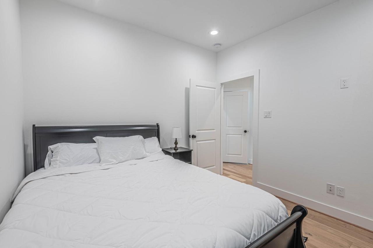 Luxury 3Br, Ks Bed Mins Away 4Rm Dtown, Med Ctr Villa Houston Eksteriør bilde
