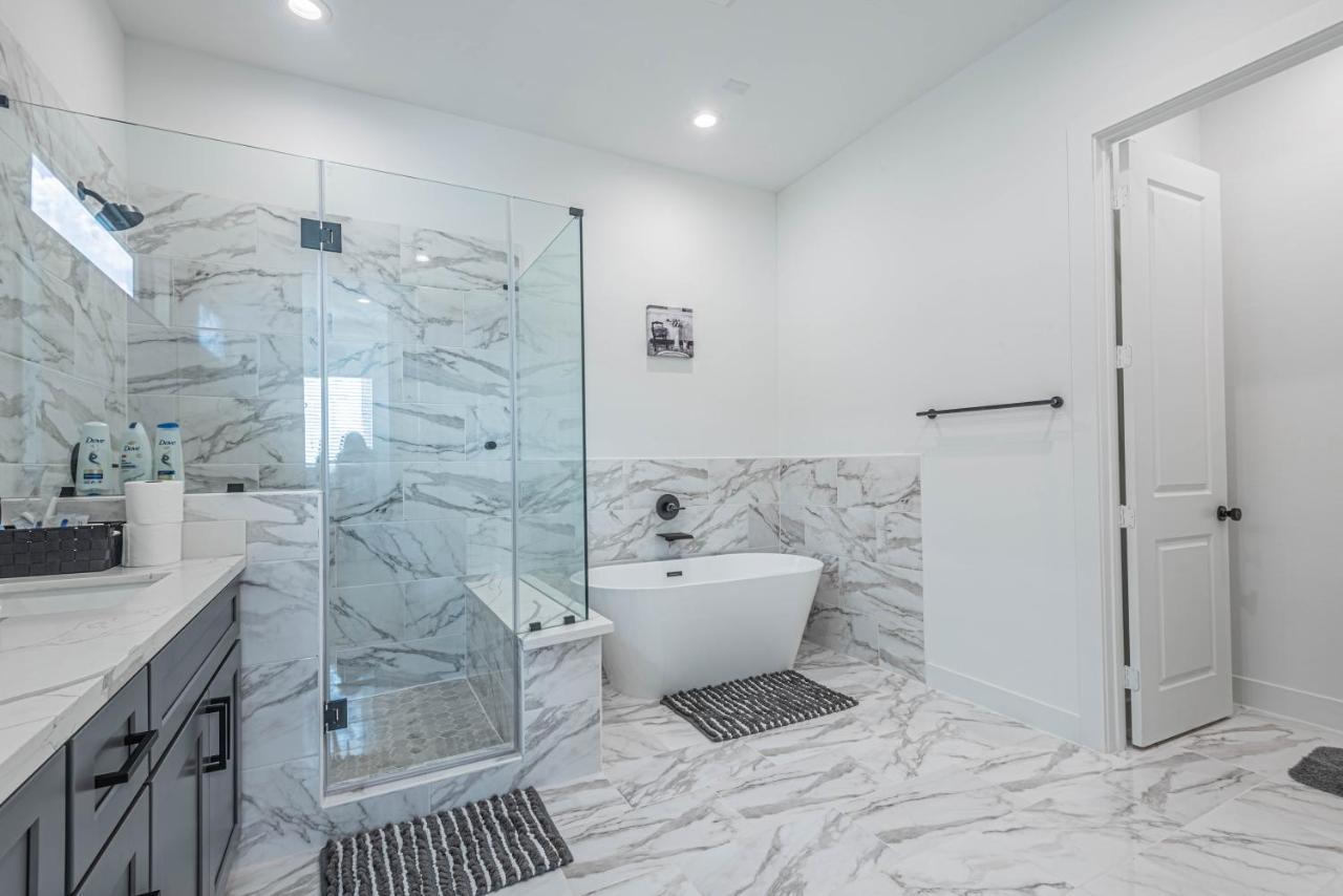 Luxury 3Br, Ks Bed Mins Away 4Rm Dtown, Med Ctr Villa Houston Eksteriør bilde